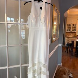 XSCAPE White Formal Dress — Size 4 — NEW WITH TAGS